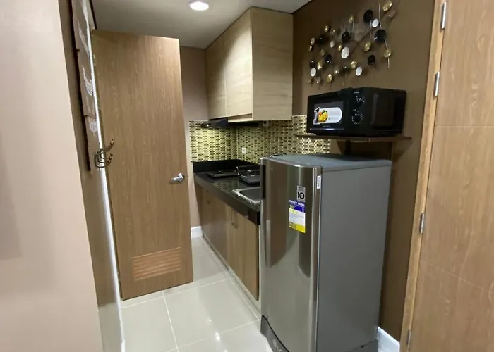 2 Bedroom Fully Furnished In Paranaque With Pool And Parking - Bloom Unit 1134 公寓式飯店 4*